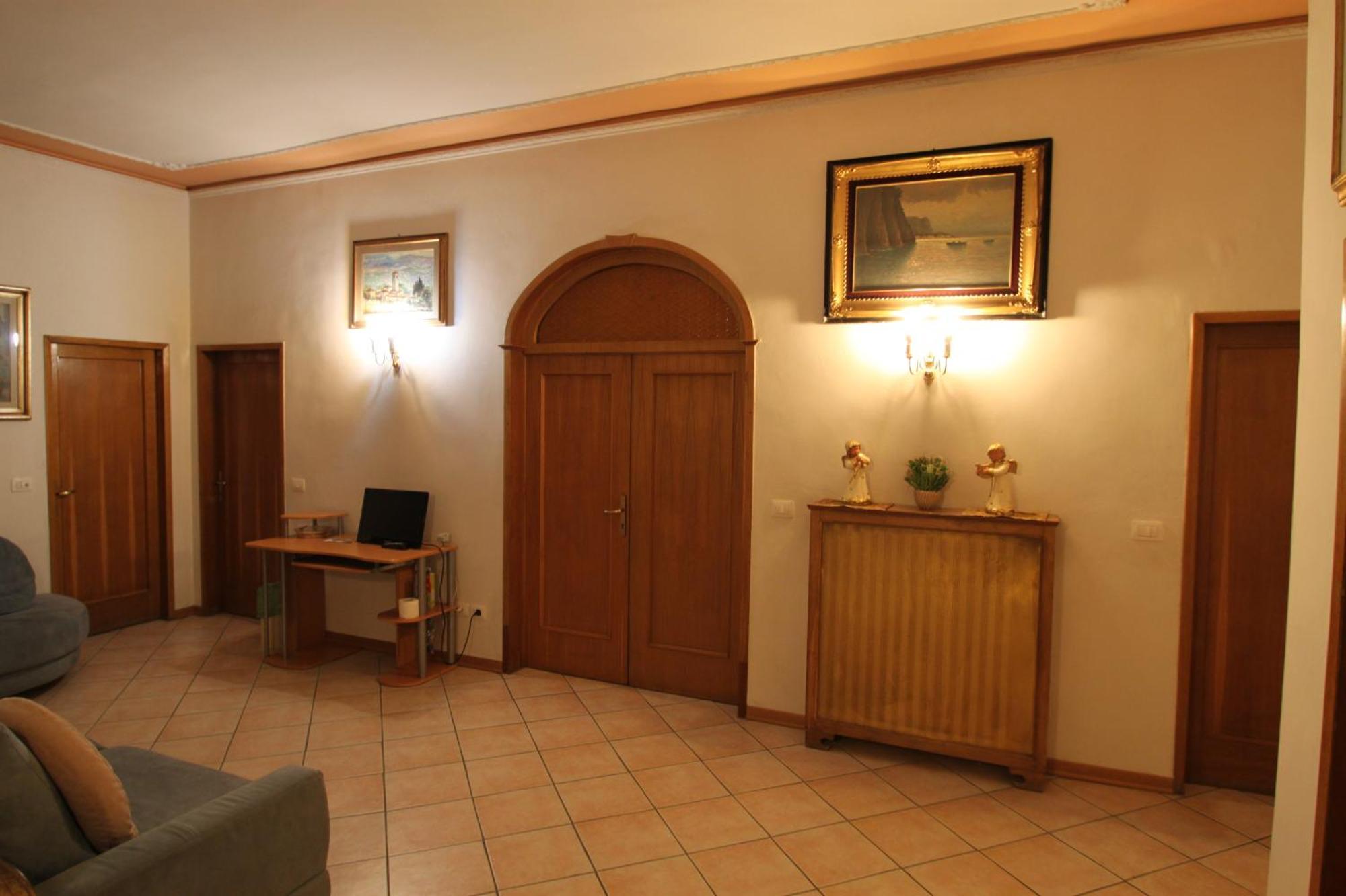 Hotel Eurotravel Bed And Car Lastra a Signa Zewnętrze zdjęcie